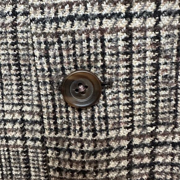 Arnold Brant Men’s Blazer - Size 38R - Made in Canada - Picture 4 of 10